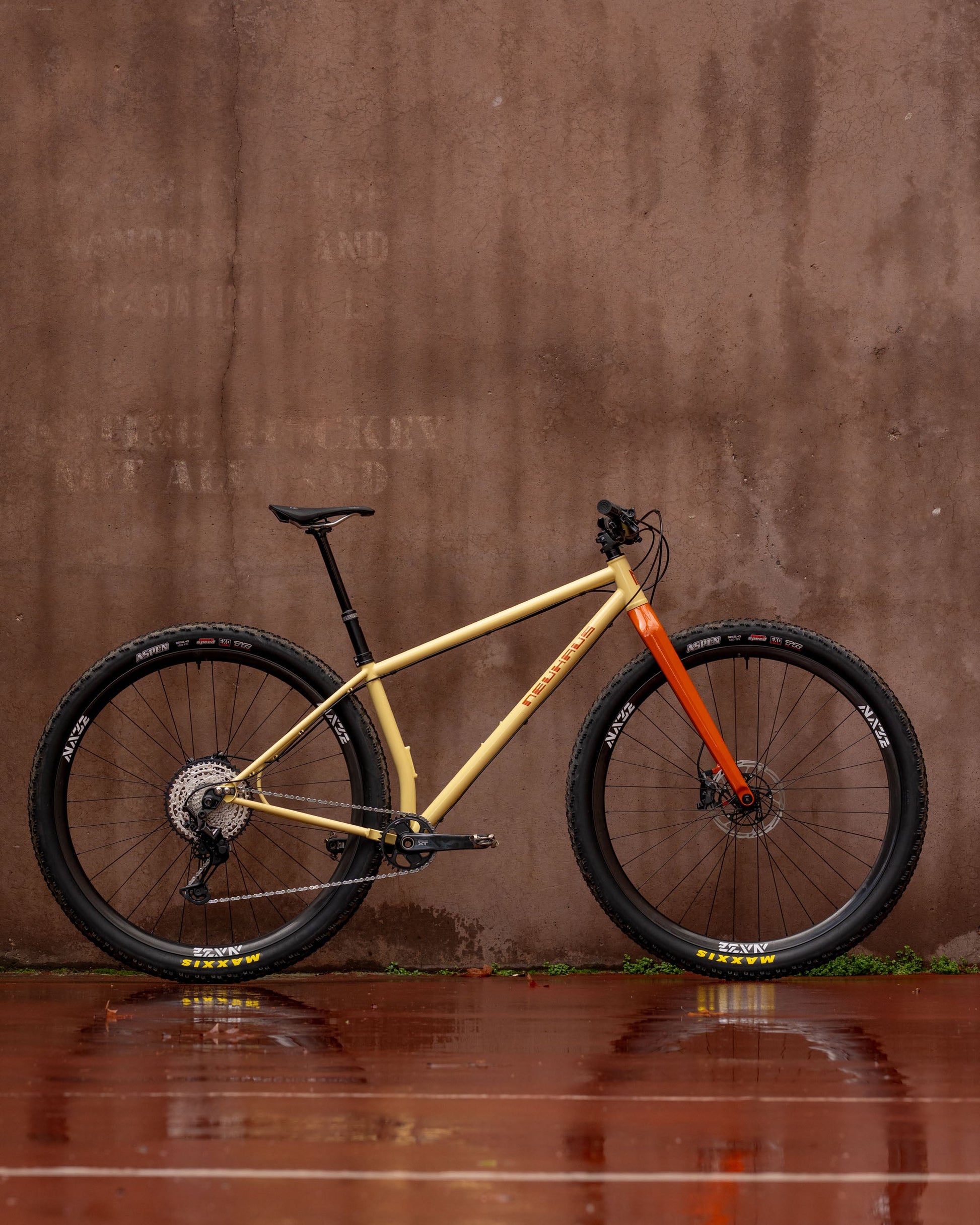 steel mountainbike NOVA32