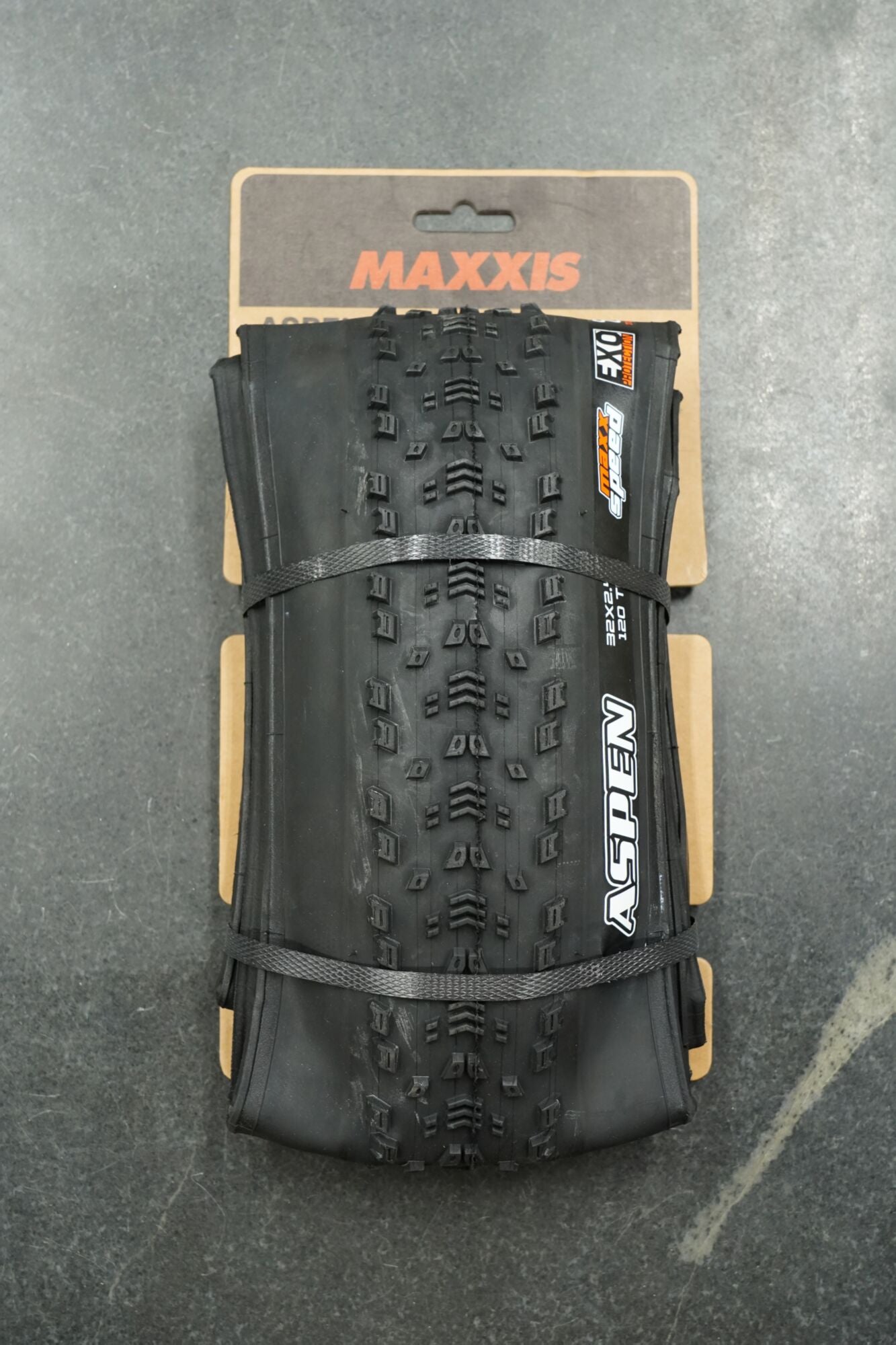 Maxxis Aspen 32-inch XC race tire 2.40 WT for 30mm rims